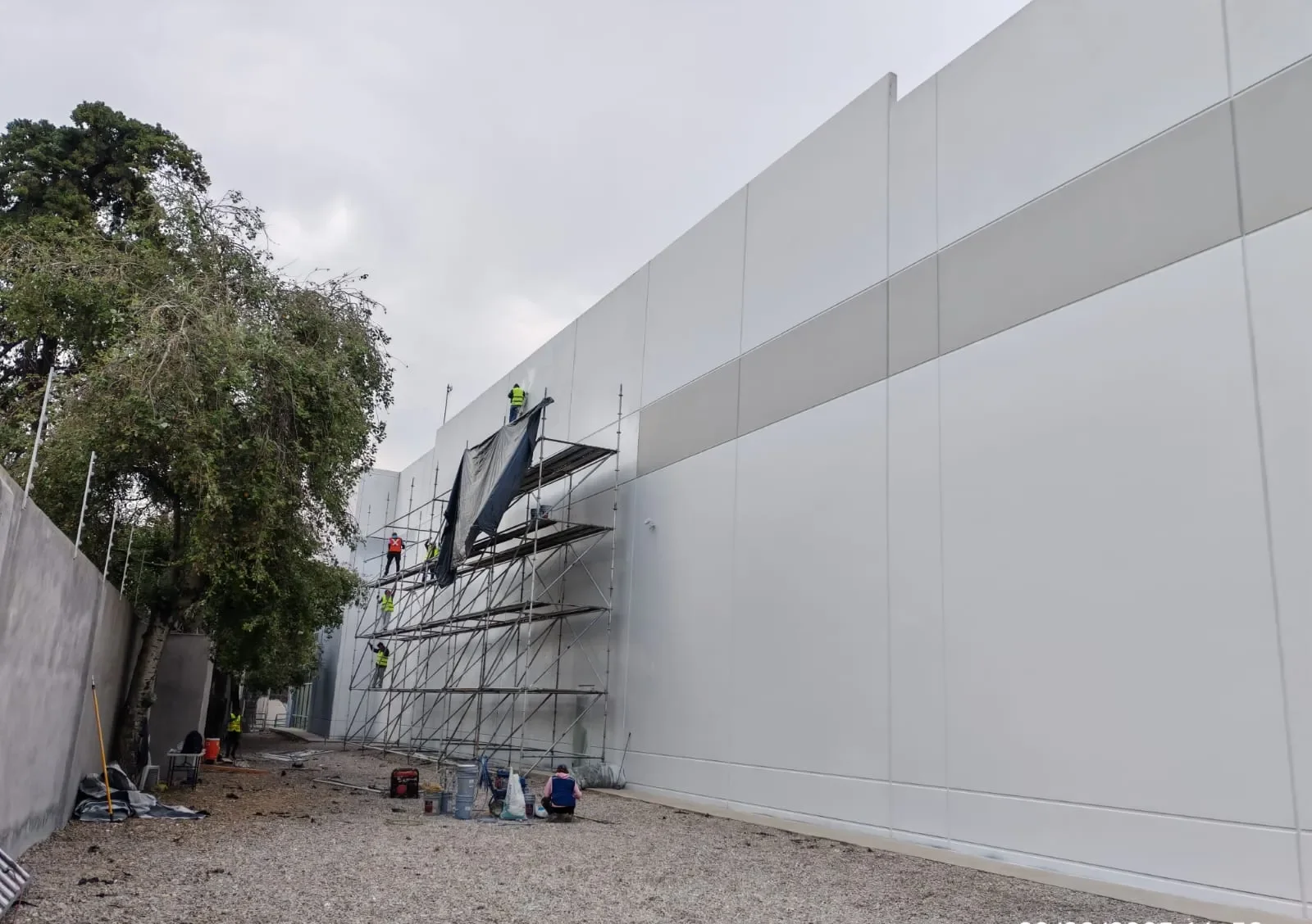 Prologis – Instalación de fachada