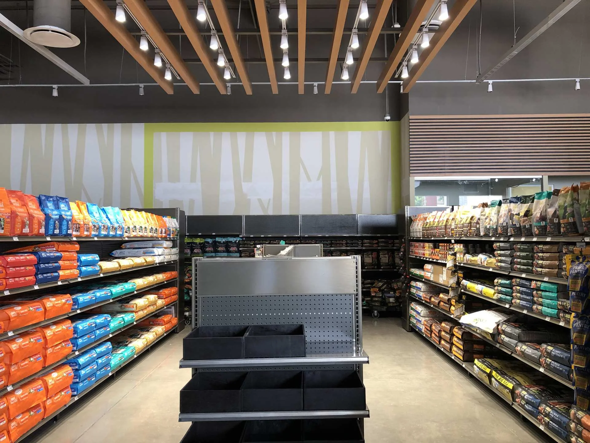 PETCO – Pasillos